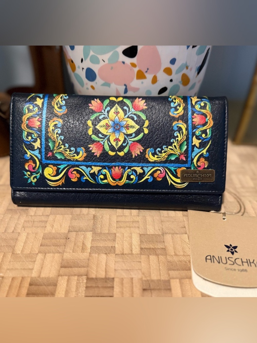 Anuschka Anna Black Floral Hand-Painted Leather Wallet with Multicolor Motif NWT - Picture 10 of 10